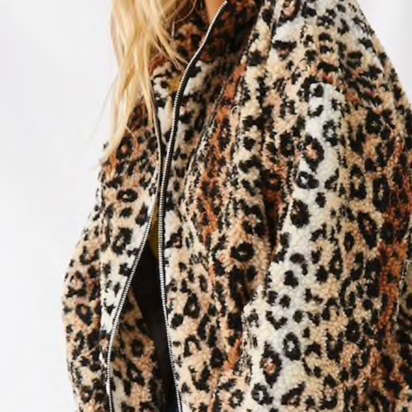 Animal print jacket - Picture 3 of 3